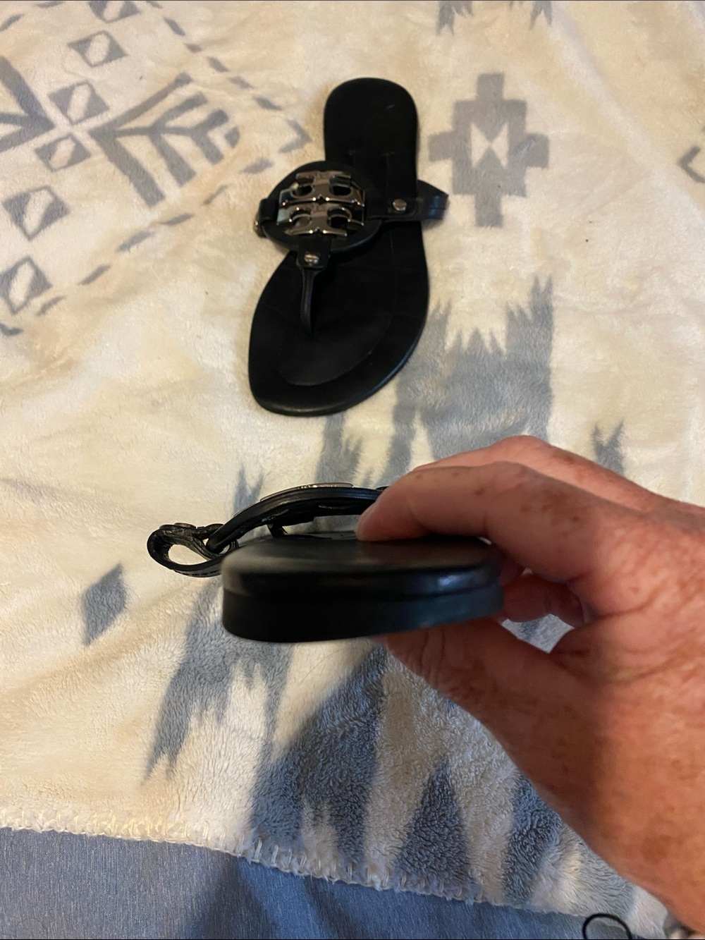 Tory Burch Black Logo Thong Sandals - Picture 8 of 11